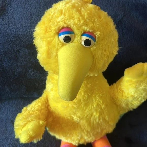 Big Bird plush toy from Sesame Street. - Picture 3 of 4